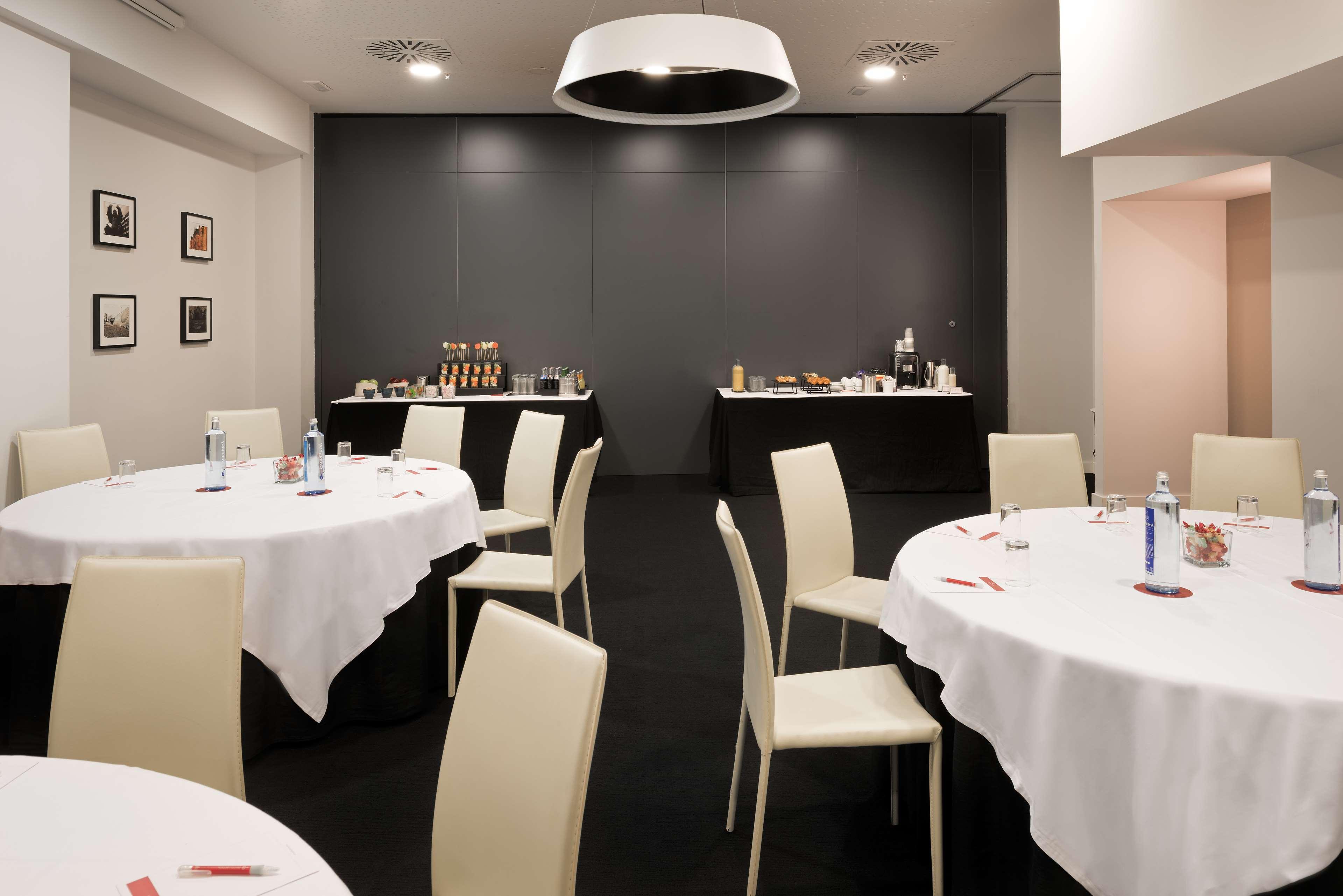 Nh Collection Madrid Suecia Hotel Exterior photo Meeting room
