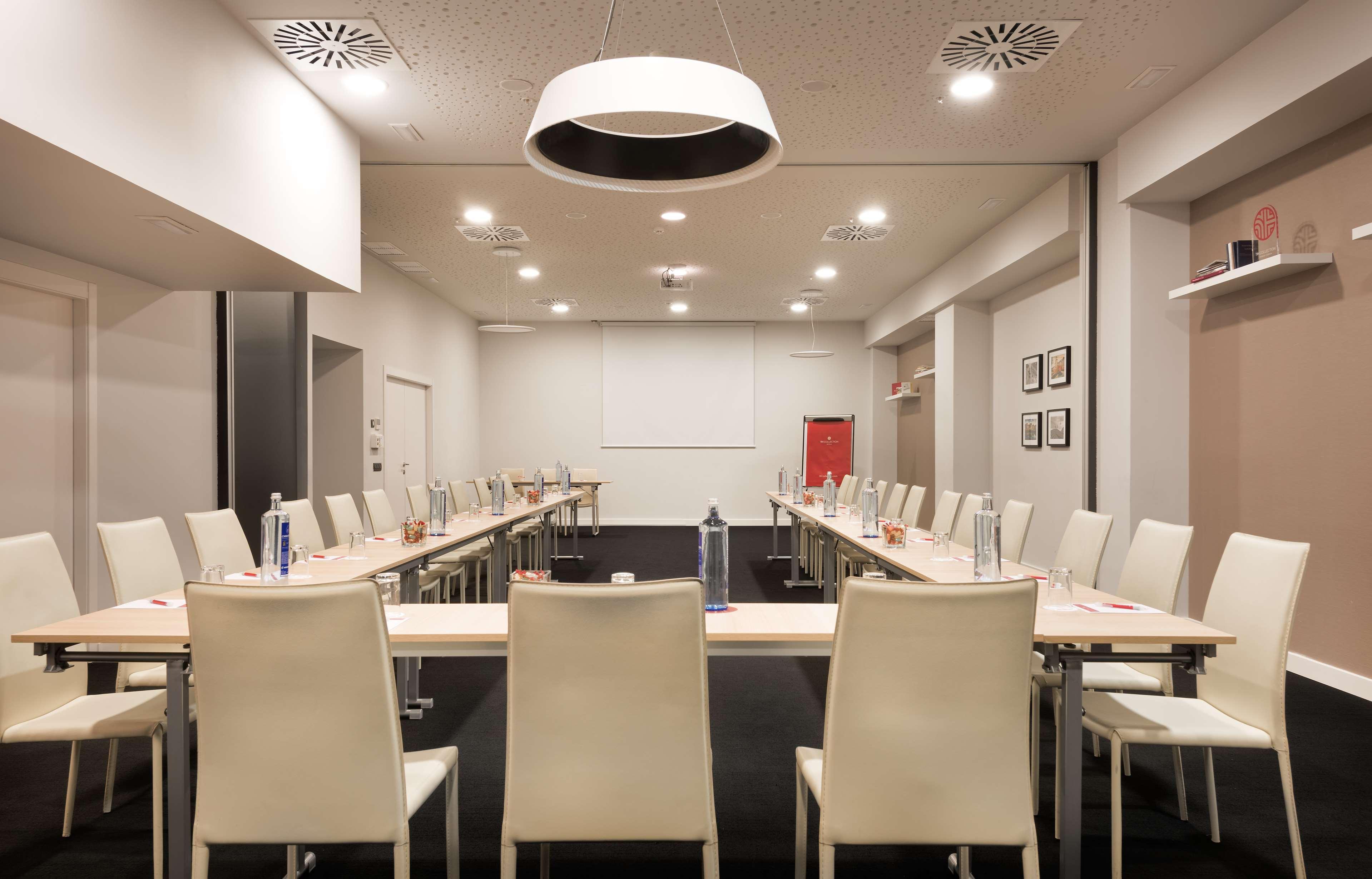 Nh Collection Madrid Suecia Hotel Exterior photo Meeting room