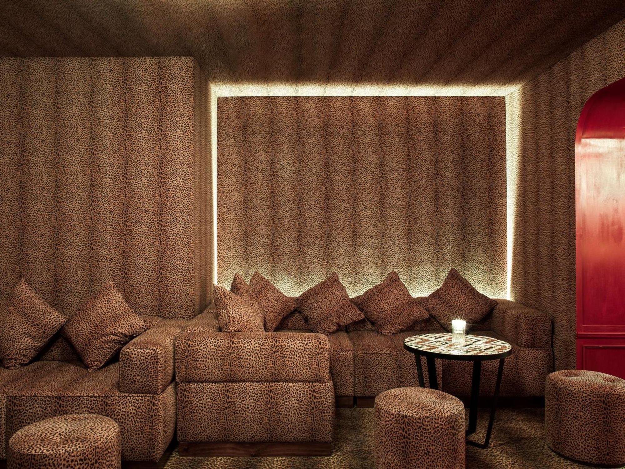 Nh Collection Madrid Suecia Hotel Exterior photo The interior of the restaurant