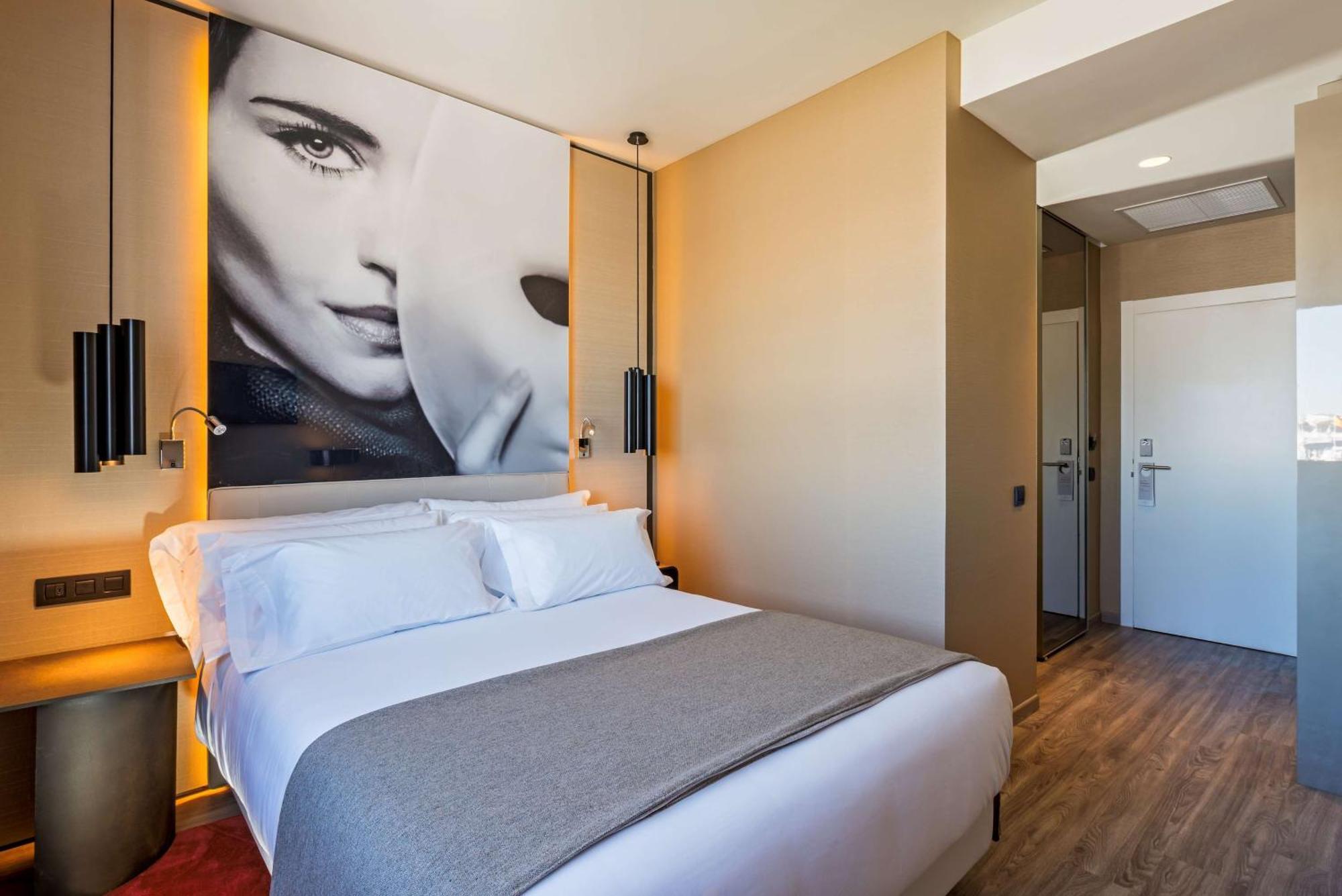 Nh Collection Madrid Suecia Hotel Exterior photo Deluxe room