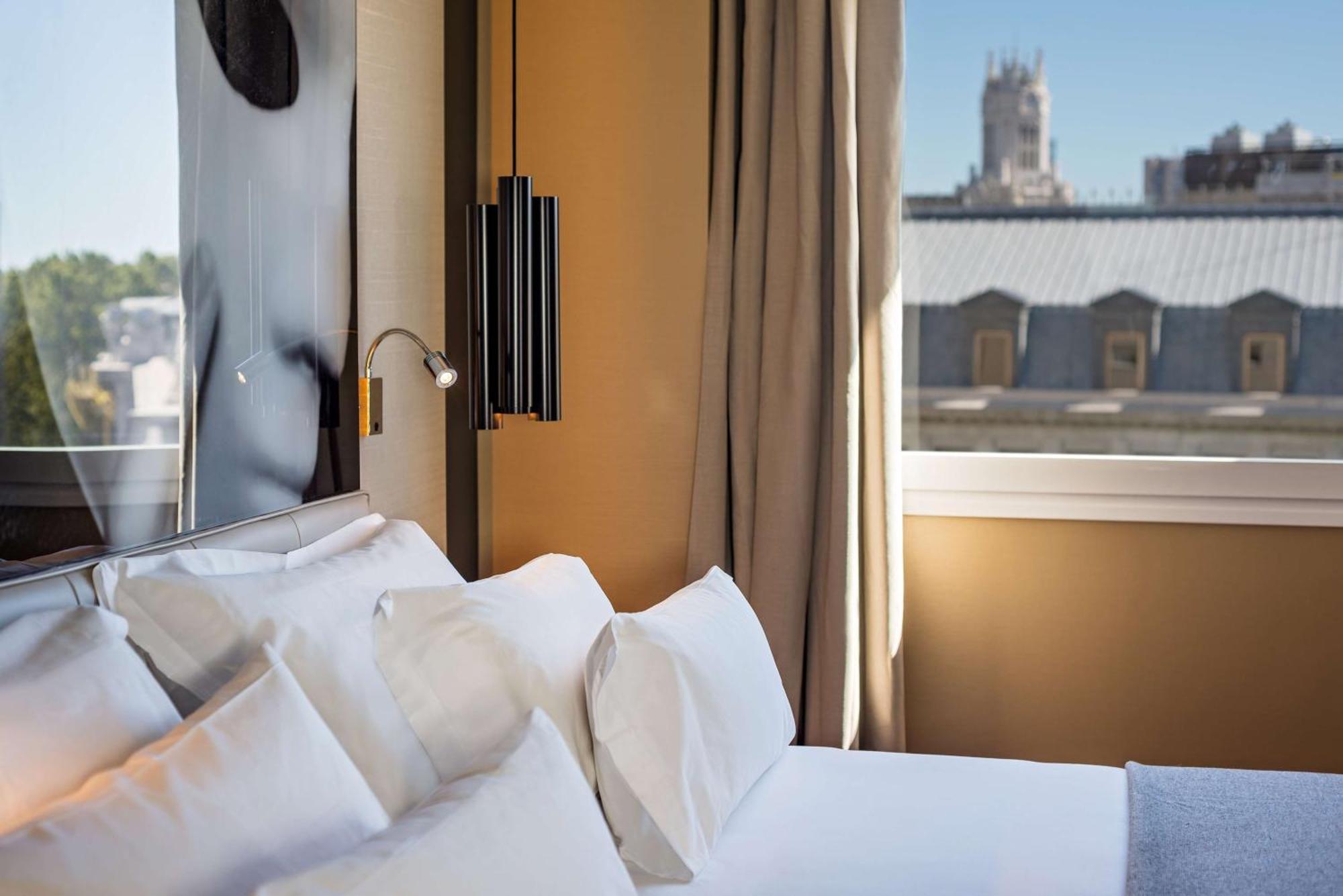 Nh Collection Madrid Suecia Hotel Exterior photo A room at the hotel