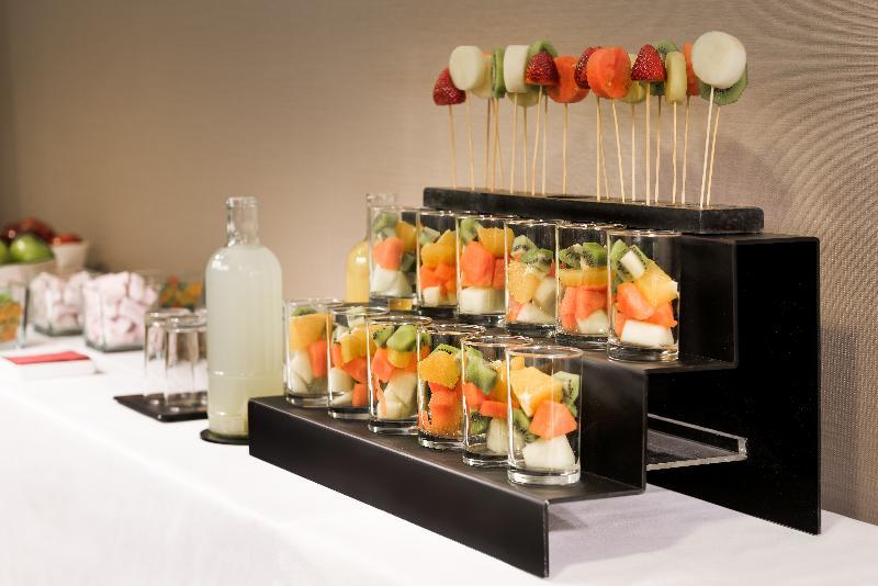 Nh Collection Madrid Suecia Hotel Exterior photo Fruit salad